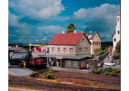 gara "Burgstein" - H0 PIKO 61820